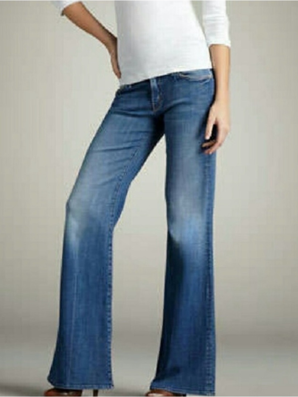 MOTHER The Wilder Wide-Leg Flare Jeans Medium Kitty Size 31
